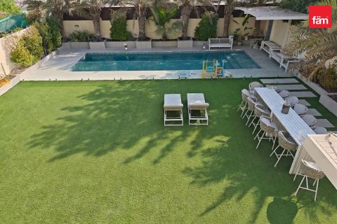 4 bedrooms Villa in Dubai, UAE No. 215582 30