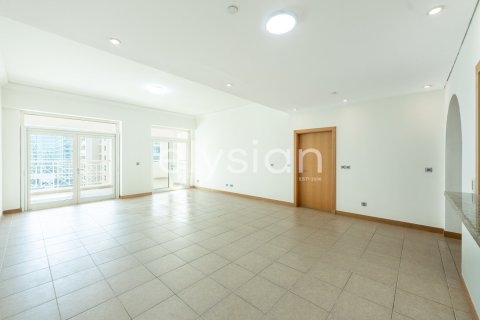 Appartement de 2 chambres à Shoreline Apartments, UAE No. 64905 9