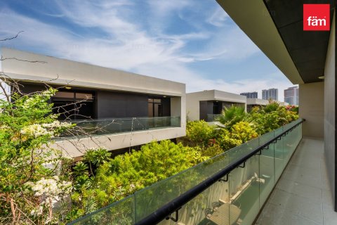 5 bedrooms Villa in Dubai, UAE No. 161336 17