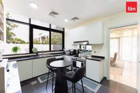 5 bedrooms Villa in Dubai, UAE No. 161336 28