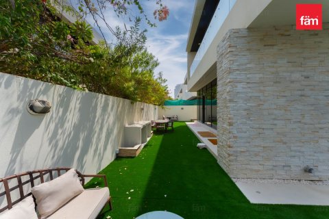 5 bedrooms Villa in Dubai, UAE No. 161336 13