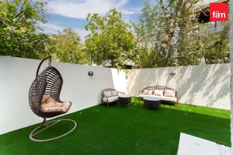 5 bedrooms Villa in Dubai, UAE No. 161336 30