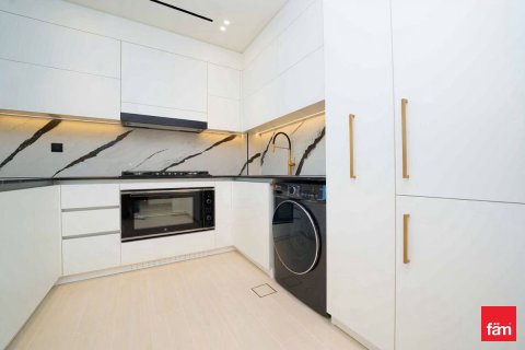 2 bedrooms Apartment in Business Bay, UAE No. 215949 8