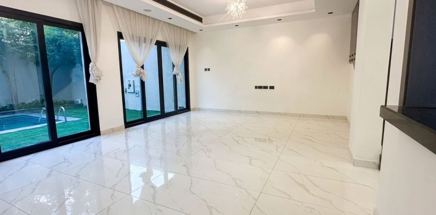 Villa de 3 chambres à Al Furjan, UAE No. 168062