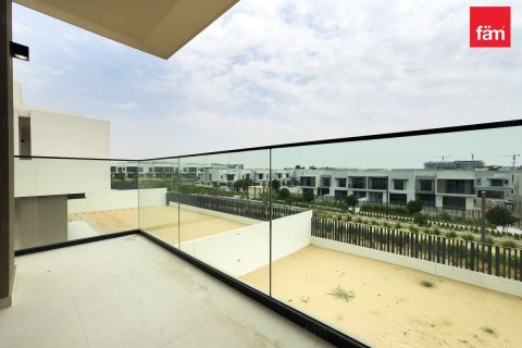 Villa de 4 chambres à Jebel Ali, UAE No. 220033 4