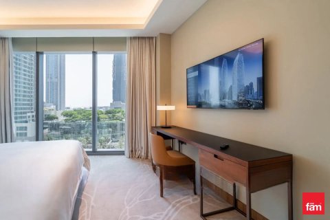 1 bedroom Apartment in Downtown Dubai (Downtown Burj Dubai), UAE No. 216030 3