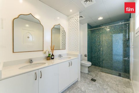 Villa de 3 dormitorios en Dubai, UAE No. 223776 17
