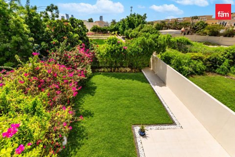 Villa de 3 dormitorios en Dubai, UAE No. 223776 19