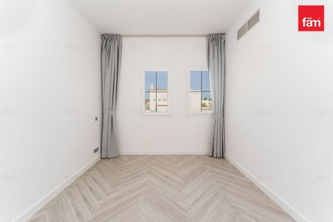 Villa de 3 dormitorios en Dubai, UAE No. 223776 12