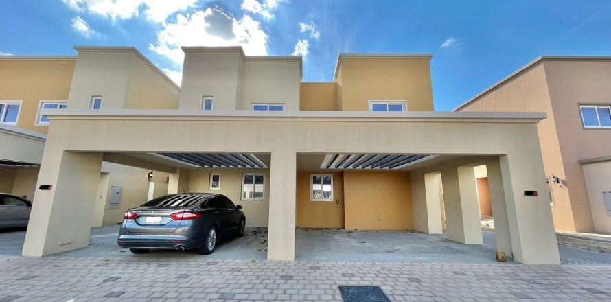 Townhouse de 3 chambres à Dubai, UAE No. 220259