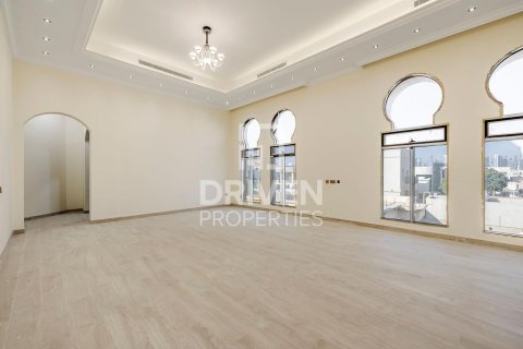 Villa de 7 dormitorios en Al Quoz, UAE No. 202604 7