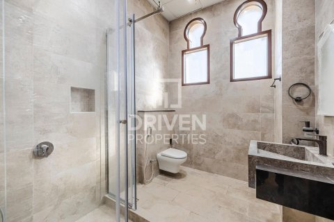 Villa de 7 dormitorios en Al Quoz, UAE No. 202604 31