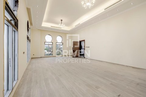 Villa de 7 dormitorios en Al Quoz, UAE No. 202604 16