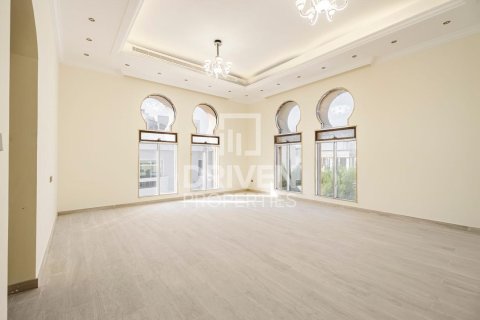 Villa de 7 dormitorios en Al Quoz, UAE No. 202604 27