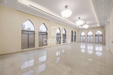 Villa de 7 dormitorios en Al Quoz, UAE No. 202604 4