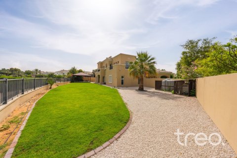 6 bedrooms Villa in Arabian Ranches, UAE No. 220526
