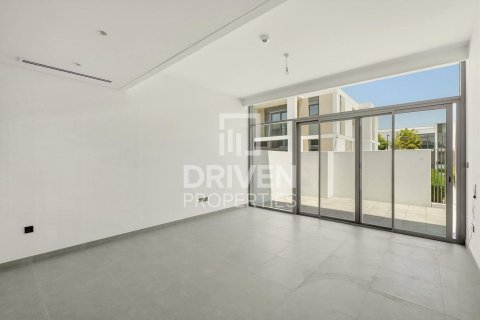 4 bedrooms Villa in Ruba, UAE No. 225965