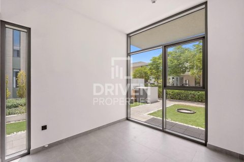 4 bedrooms Villa in Ruba, UAE No. 225965 6