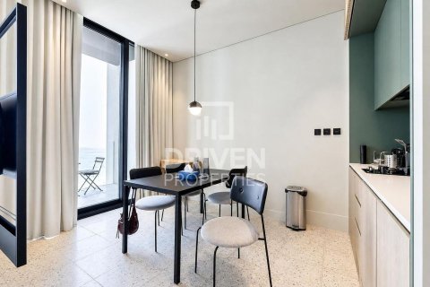 Studio Apartment in Business Bay, UAE No. 212244 4