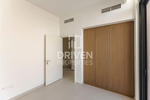 Villa de 4 dormitorios en EMAAR South, UAE No. 214138 8