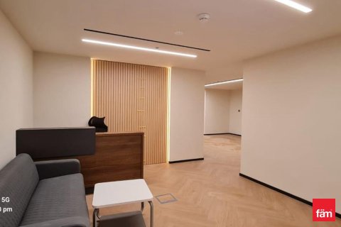 163.7m² Office in Dubai, UAE No. 216087 9