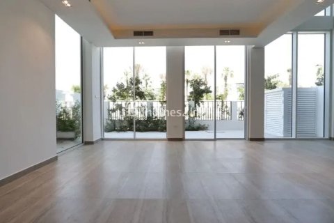 Villa de 4 dormitorios en Dubai, UAE No. 168281 3