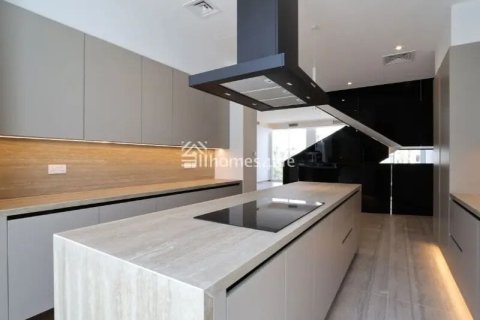 Villa de 4 dormitorios en Dubai, UAE No. 168281 19