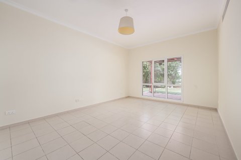 Villa de 5 dormitorios en Meadows, UAE No. 204455 10