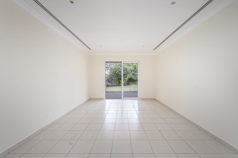 Villa de 5 dormitorios en Meadows, UAE No. 204455 8