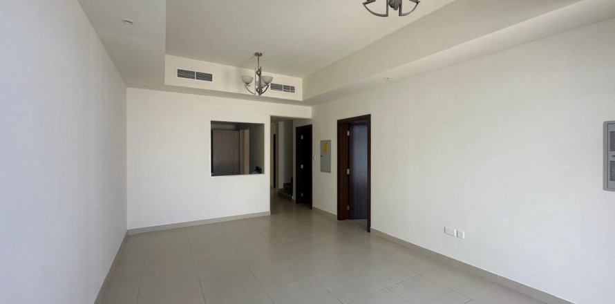 4 bedrooms Townhouse in Dubai, UAE No. 213299