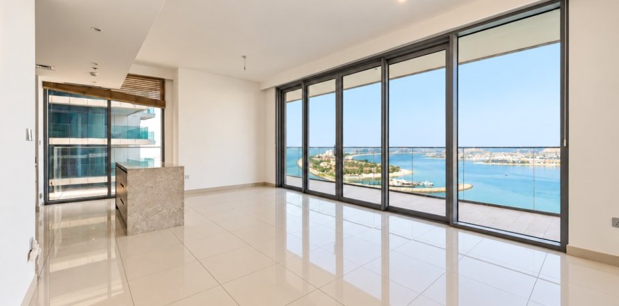 Apartment de 2 dormitorios en EMAAR Beachfront, UAE No. 223474