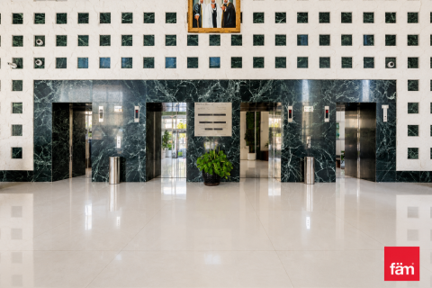 Office de 217.6m² en Sheikh Zayed Road, UAE No. 160583 15