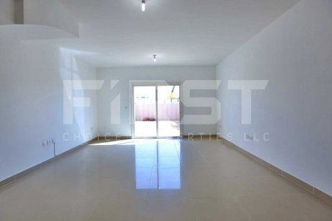 Villa de 3 chambres à Abu Dhabi, UAE No. 172864 8