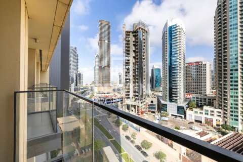 1 bedroom Apartment in Burj Royale, UAE No. 211789 4