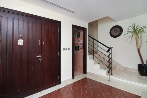 Townhouse de 2 dormitorios en Jumeirah Village Triangle, UAE No. 215422 3