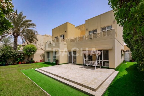4 bedrooms Villa in Meadows, UAE No. 161268 29