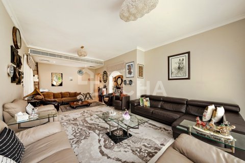 4 bedrooms Villa in Meadows, UAE No. 161268 7