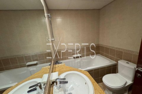 Villa de 4 dormitorios en Abu Dhabi, UAE No. 224129 13