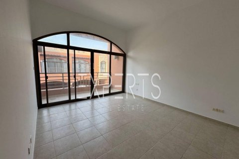 Villa de 4 dormitorios en Abu Dhabi, UAE No. 224129 15