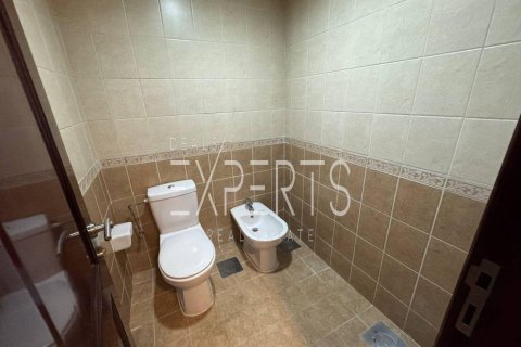 Villa de 4 dormitorios en Abu Dhabi, UAE No. 224129 8