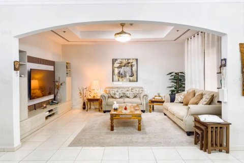 Appartement de 3 chambres à Diamond Views, UAE No. 129192 3