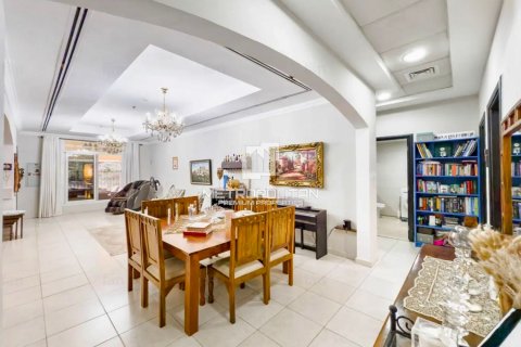Appartement de 3 chambres à Diamond Views, UAE No. 129192 5