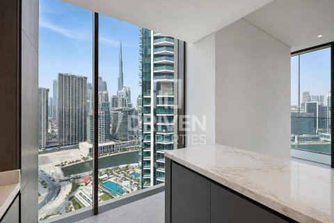 3 bedrooms Apartment in Business Bay, UAE No. 211652 16