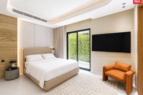 Villa de 5 dormitorios en Jumeirah Islands, UAE No. 203138 16