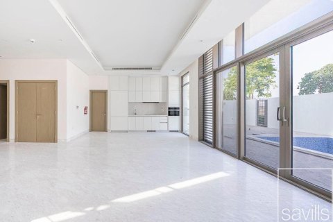 Вилла с 4 спальнями в District One, ОАЭ №203771 3