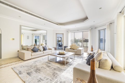 Villa de 4 dormitorios en Garden Homes, UAE No. 8580 12
