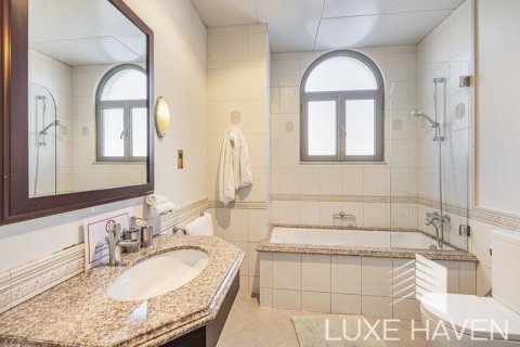Villa de 4 dormitorios en Garden Homes, UAE No. 8580 16