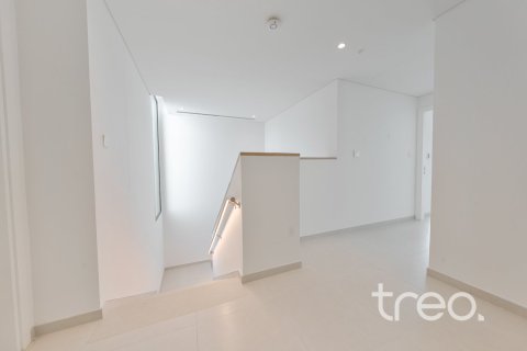 3 bedrooms Townhouse in Dubai, UAE No. 220859 11