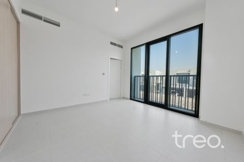 3 bedrooms Townhouse in Dubai, UAE No. 220859 10