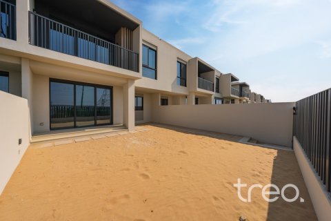 3 bedrooms Townhouse in Dubai, UAE No. 220859 20